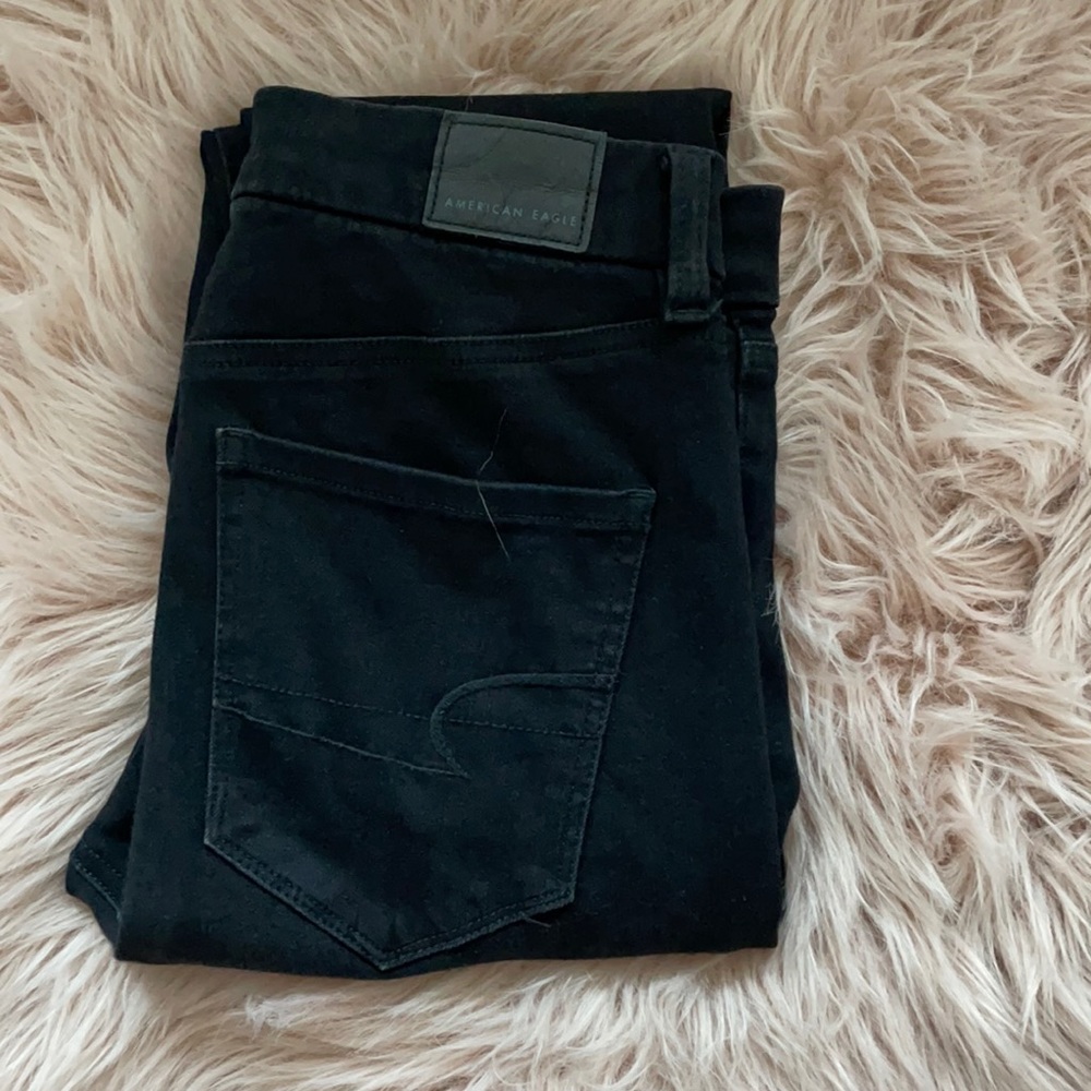 AMERICAN EAGLE OUTFITTERS JEANS